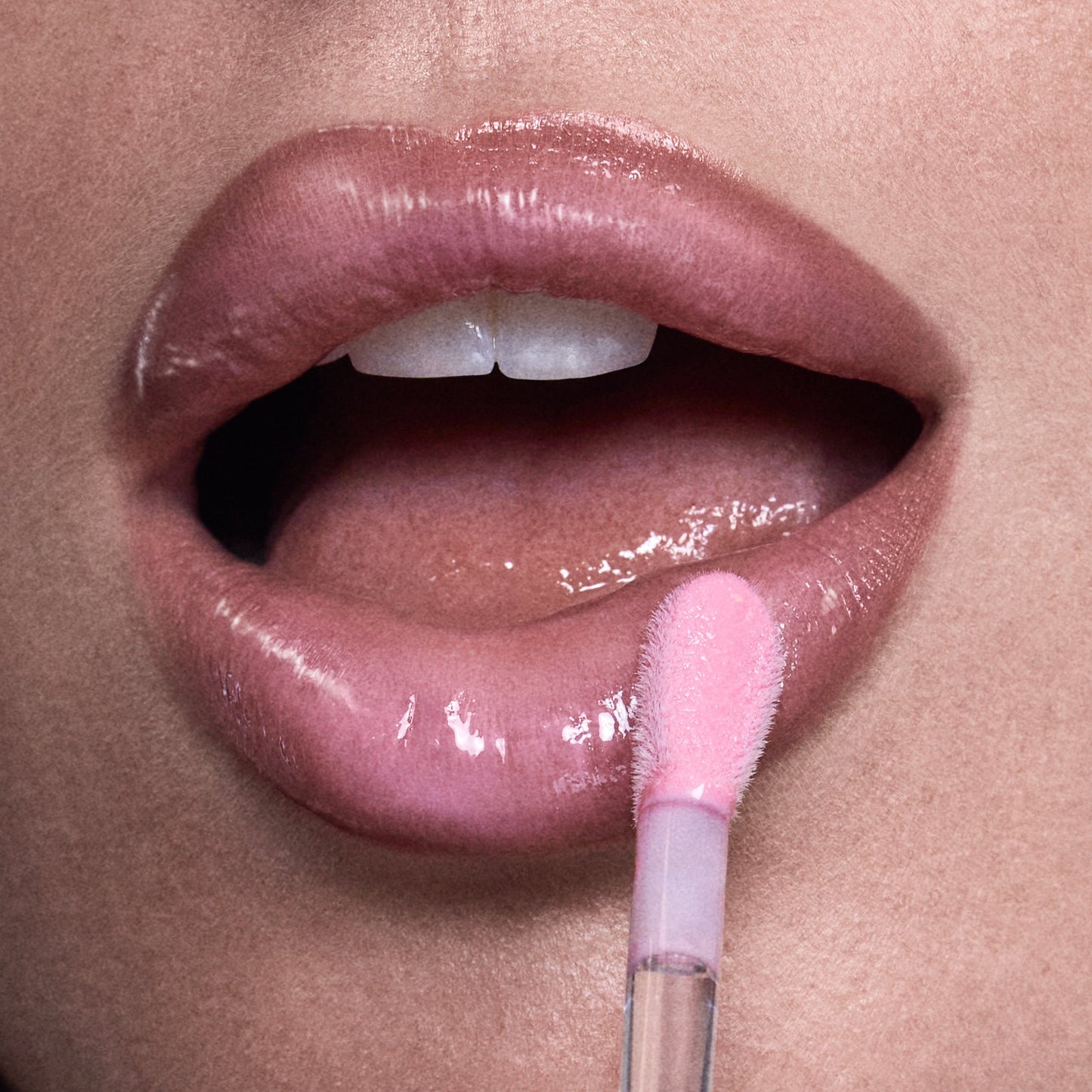 ClioMakeUp + Overskin BEAUTY LEAGUE LIP KIT 03