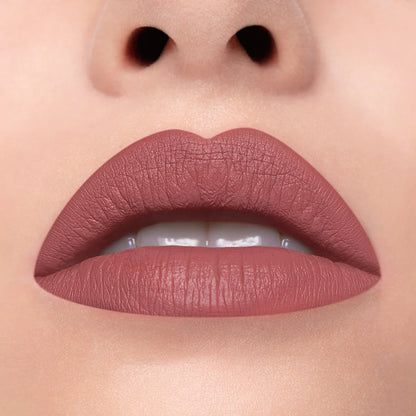 Rossetto liquido a lunga tenuta