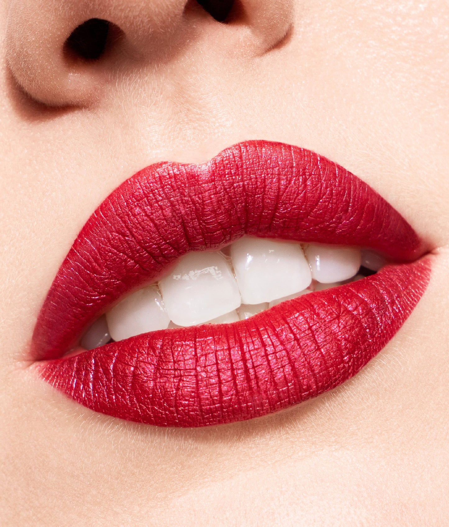 Rossetto liquido a lunga tenuta