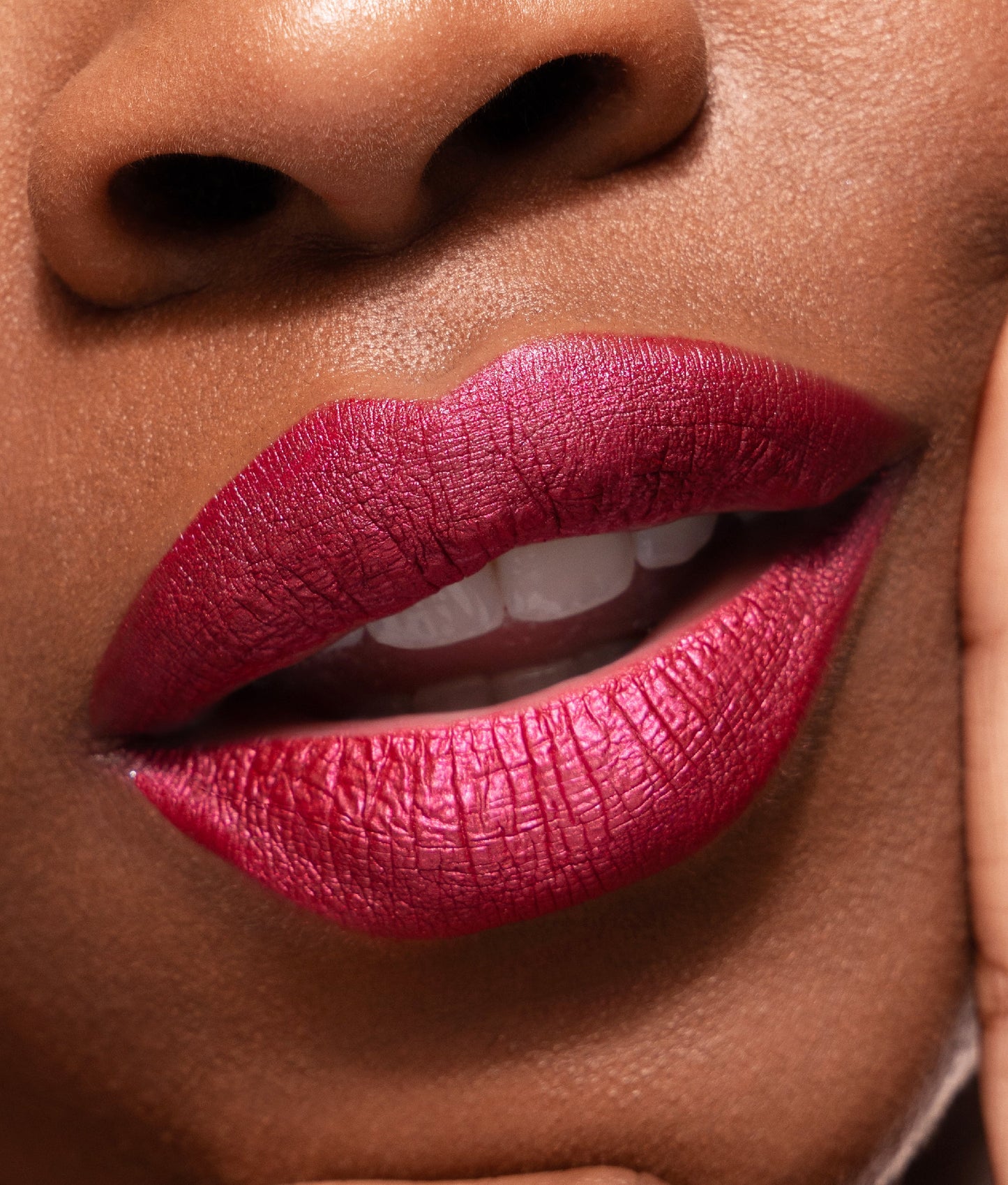 Rossetto liquido a lunga tenuta