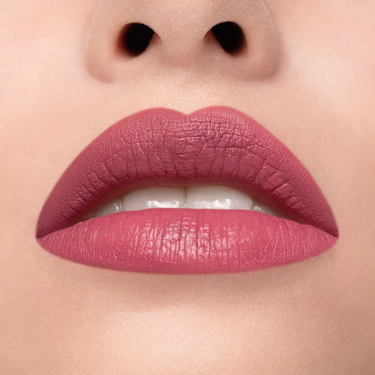 Rossetto liquido a lunga tenuta